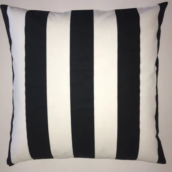23 x 23" Vertical Stripes Pillow Cover - NEW